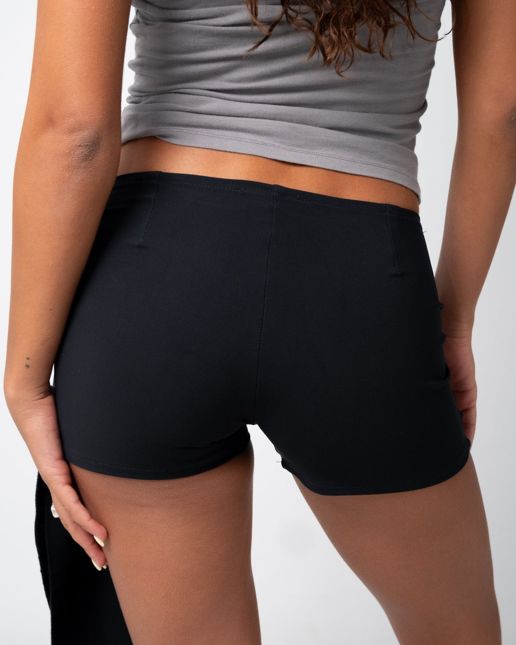 Jade shorts in black – LYD