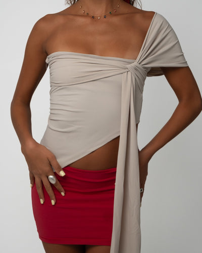 Luna top in beige – LYD